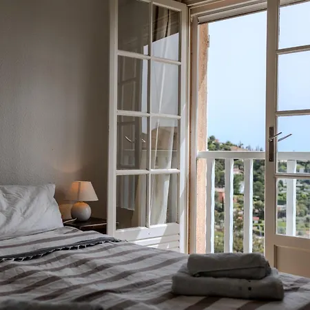 Provenzalisches Haus Homard - Mit Privatem Garten Und Meerblick By Riviera Homelife בית נופש