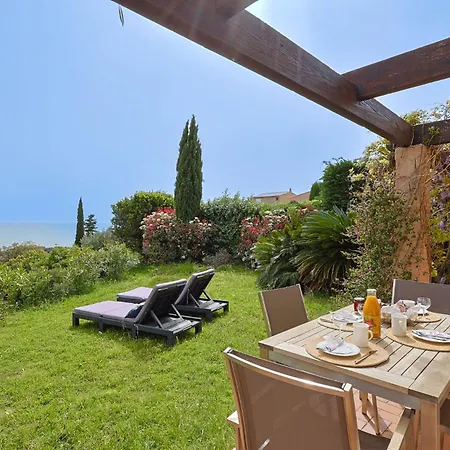 Provenzalisches Haus Homard - Mit Privatem Garten Und Meerblick By Riviera Homelife בית נופש *
